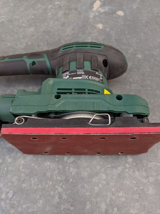 Нова німецька шліфувальна машина фірми Parkside.