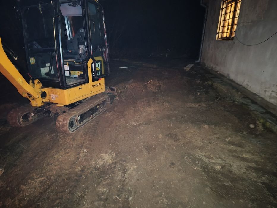 Usługi minikoparką, Studnie głębinowe,