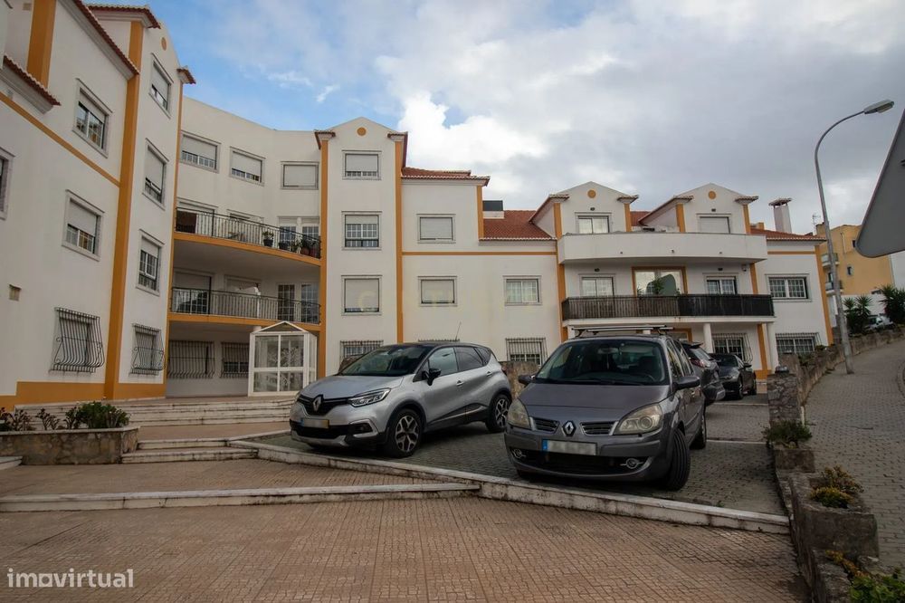 Apartamento T2 com Boa Área e Excelente Localização em Mafra