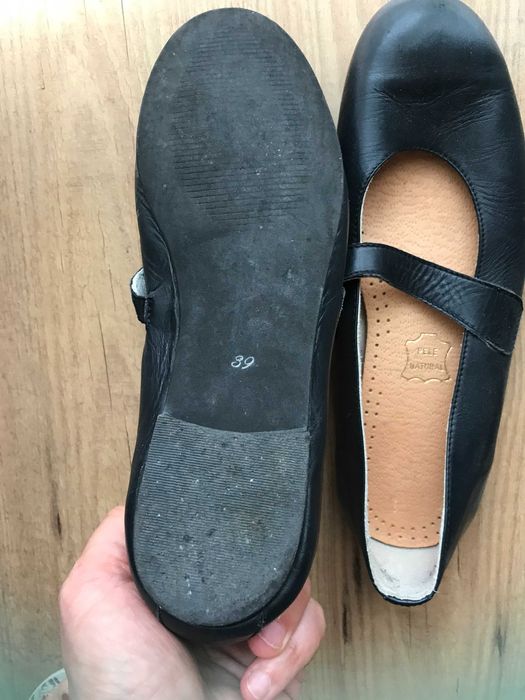 sapatos em pele genuína em azul escuro 39