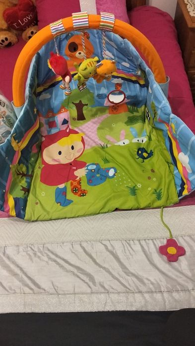 Tapete de actividades para bebes