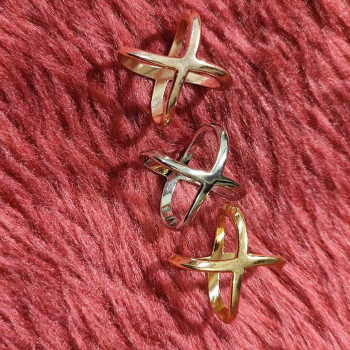 Nowe, ozdobne sprzączki do chusty