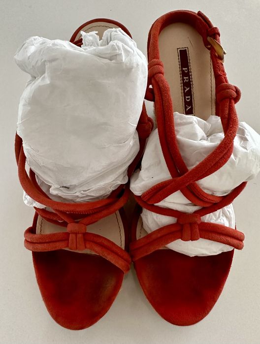 Prada - Sandália T.37 (Original)