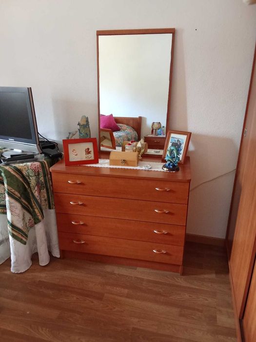 Mobilia de quarto cerejeira