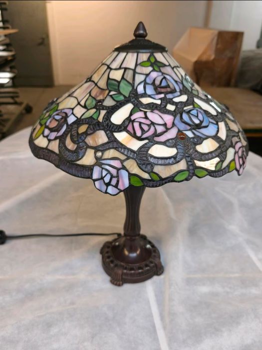 Lampa stołowa Tiffany
