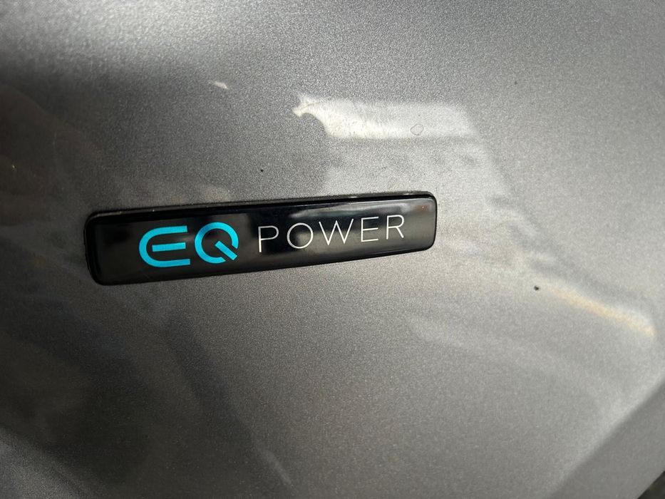 Mercedes A25e, 218CV