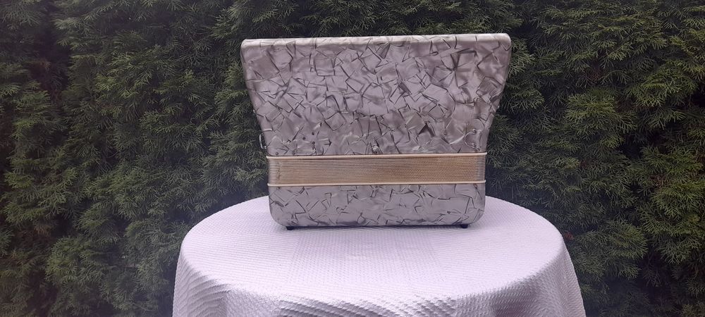 Akordeon Marinucci Musette 120 basów 4 chóry