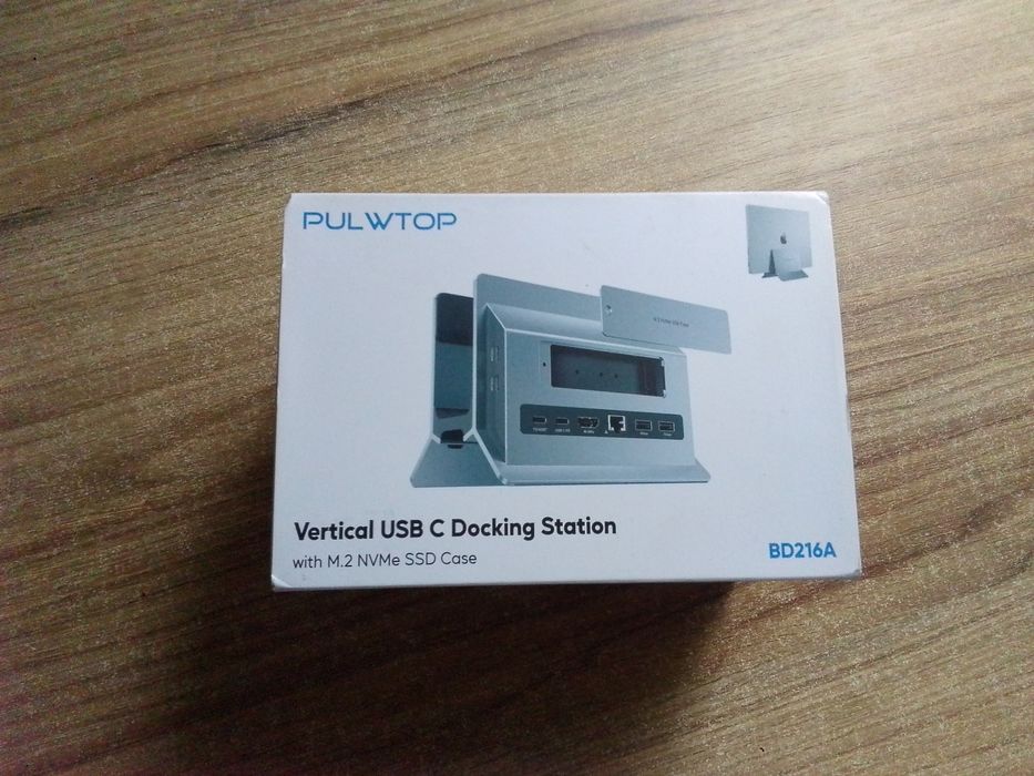 Pionowa stacja dokująca