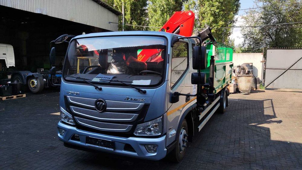 Самоскид з КМУ, самосвал, кран-маніпулятор, КМУ