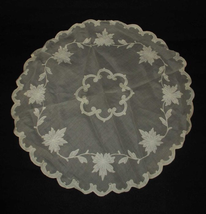 Conjunto de Naperons Rendas Toalhas e Acessórios