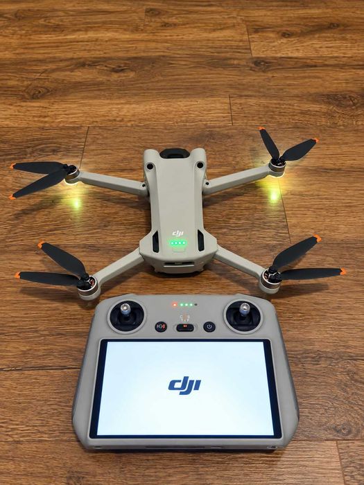 Sprzedam Dron DJI Mini 3 PRO
