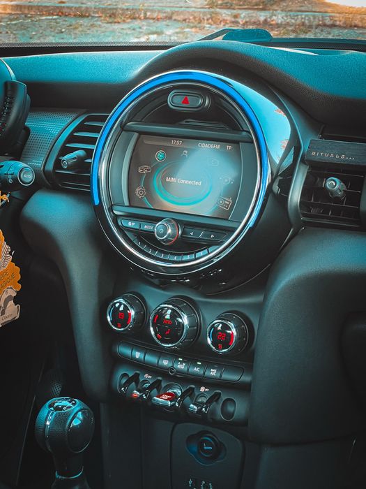 MINI Cooper 1.5 Diesel