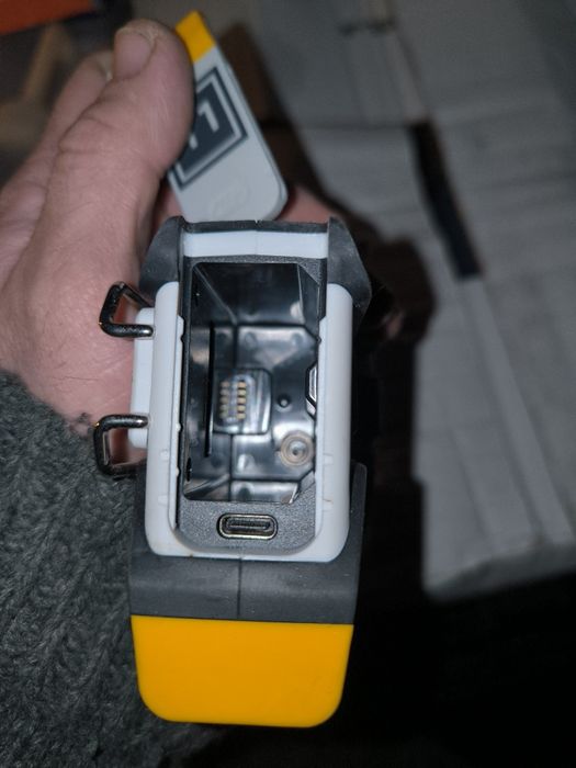 Fita métrica digital profissional Tomahawk reekon T1 como nova