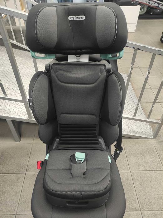 Fotelik samochodowy 15-36 kg Peg-Perego Viaggio Flex Z EKSPOZYCJI