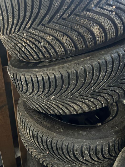Jantes ferro Bmw 5x100 R16 com pneus 205/55