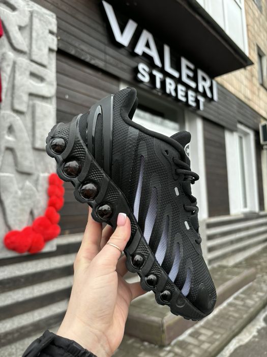 Кросівки Nike Air Max DN 8. Розмір 41