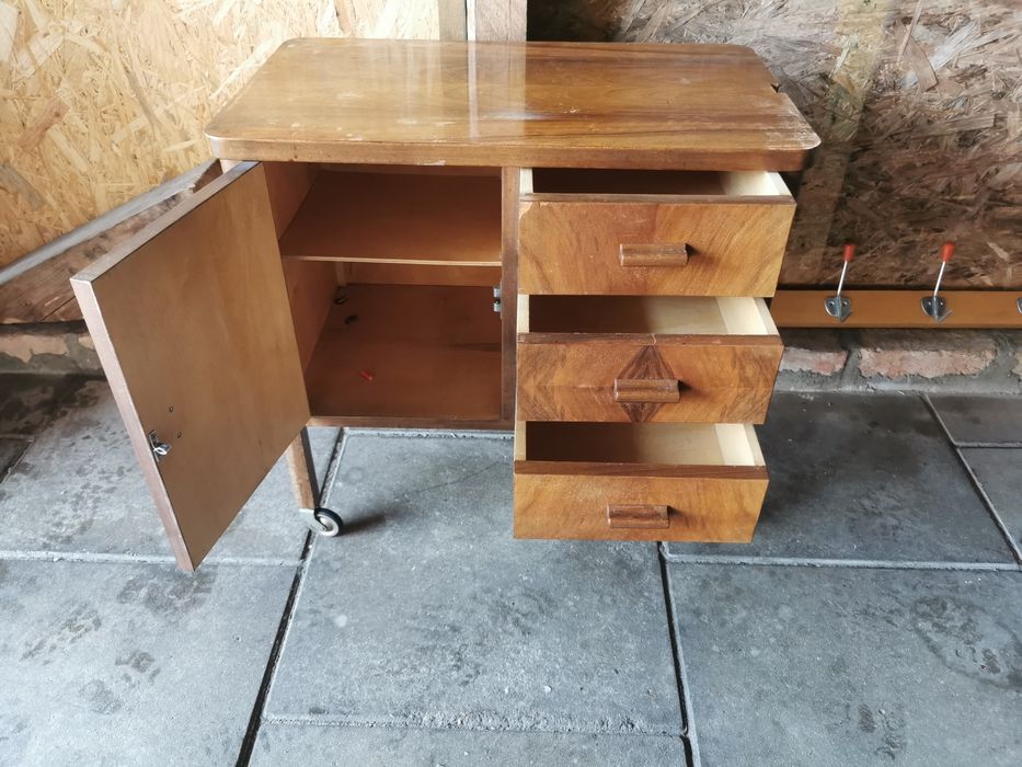 Szawka komoda na kółkach