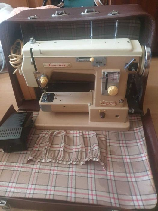 Maszyna do szycia Łucznik