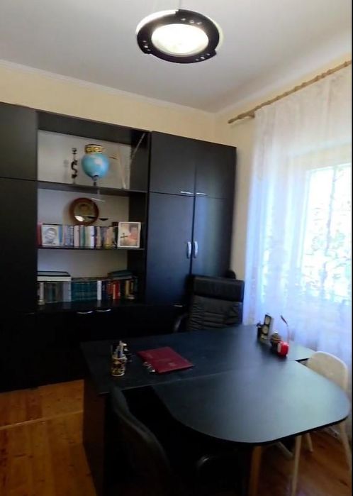 Продам будинок 3 пов. Царське село вул. Квіткова, 10 соток (204-743)