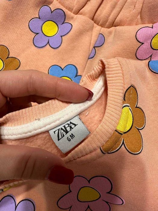 Костюмчики на немовлят 6- 9міс.  Zara,