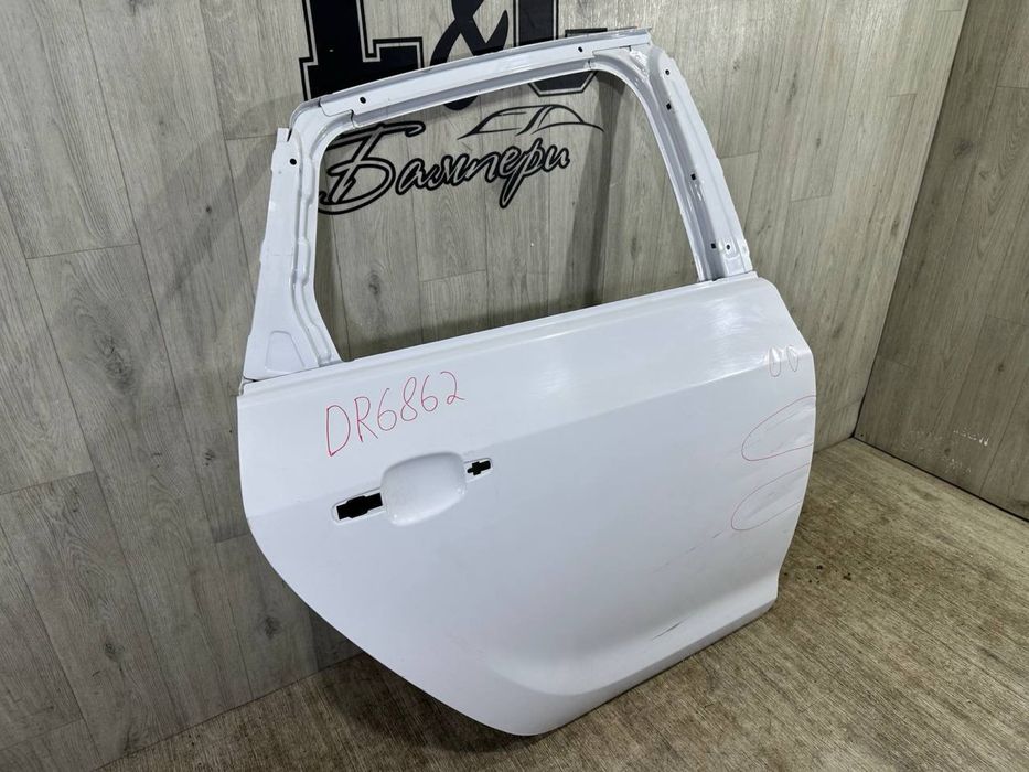 Дверь задняя правая Opel Astra J Седан / Хетчбек ( 2009-2015 г. )