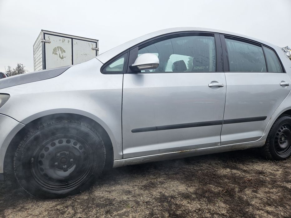 VW Golf 5 plus LA7W zderzak maska blotnik klapa drzwi koła pas lampa