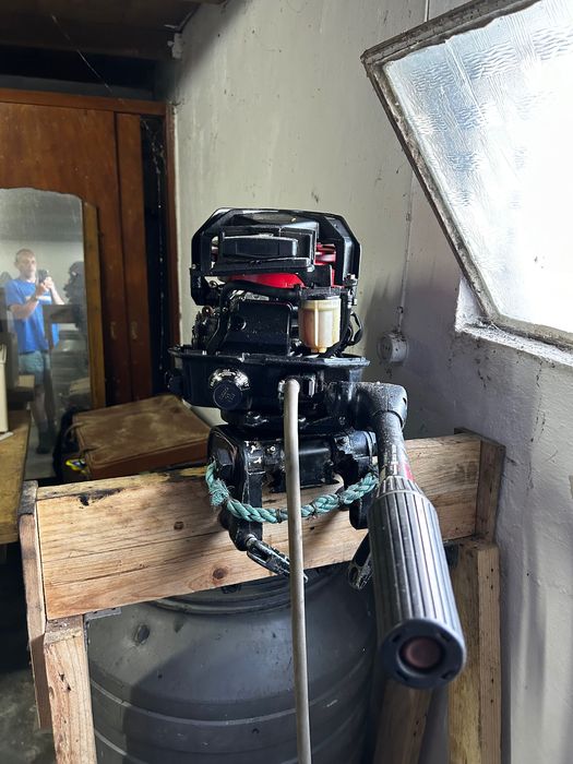 Motor fora de borda Mercury 9.9