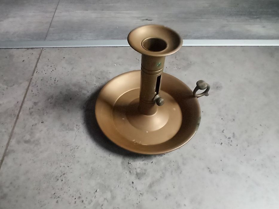 Латунний підсвічник з ручкою