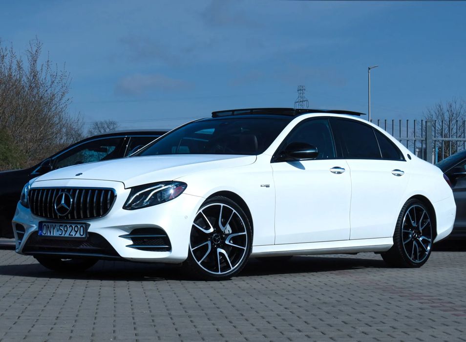 Mercedes-Benz Klasa E 43 AMG 401k 4m Burmaster Pamięć AirMatic Panorama Designo 20" Blis NFC