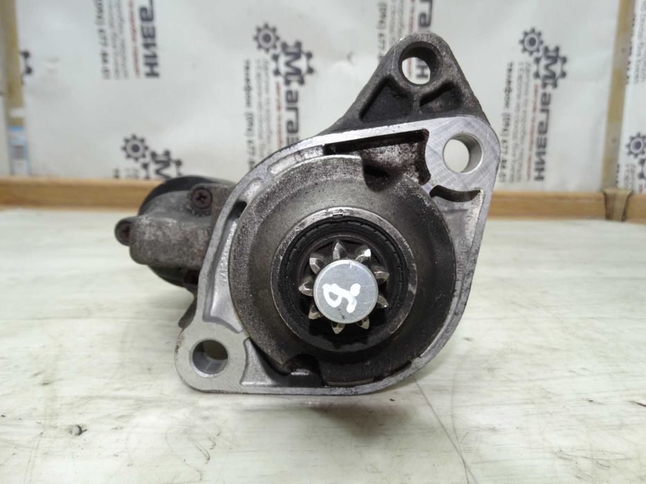 Стартер VW Golf 4 Skoda Octavia Tour 11.6  020911023F