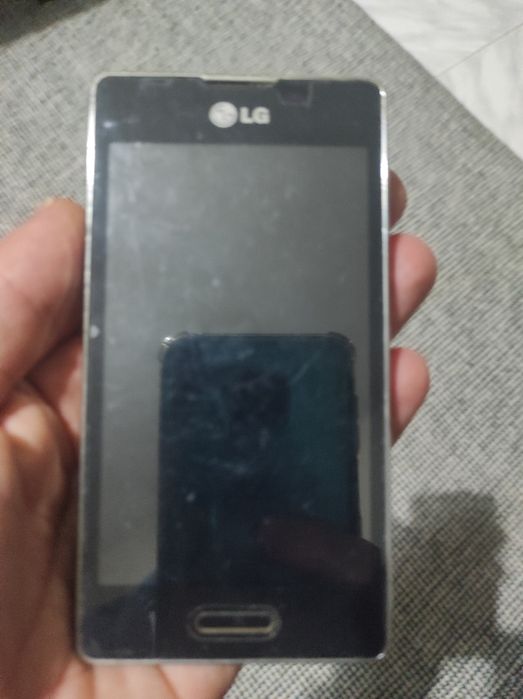 Vendo telemóve touch Lg LER ANUNÇIO