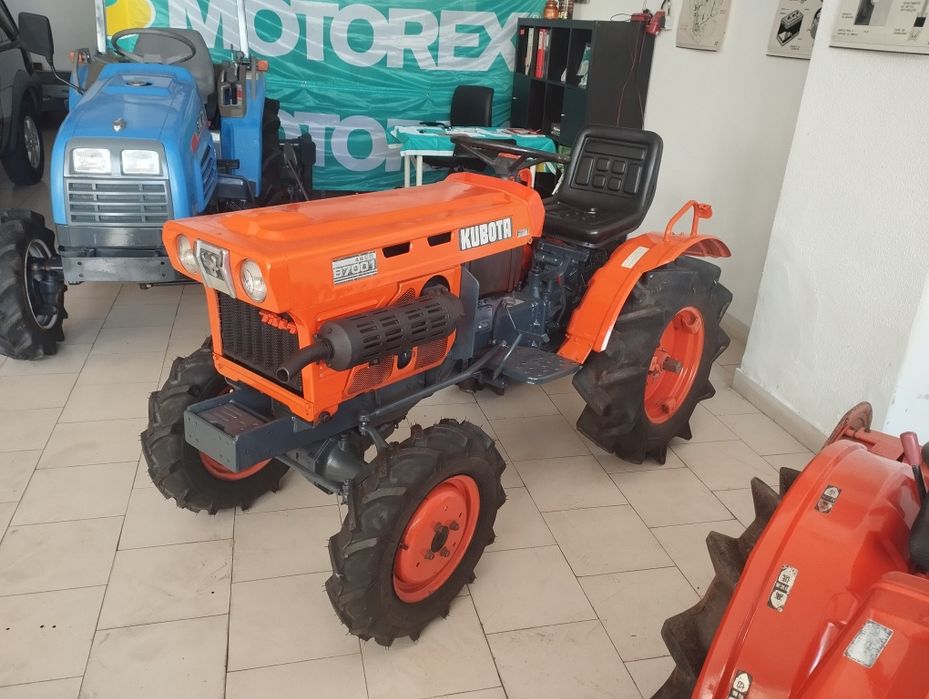 kUBOTA B7001 / 4x4 / Transporte