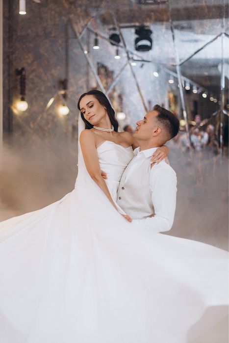 Весільна сукня (плаття)  “Eridana” Milla Nova