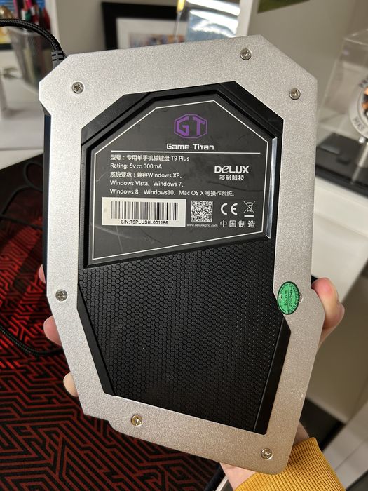 Mono RGB Gaming Keyboard64550307139458121