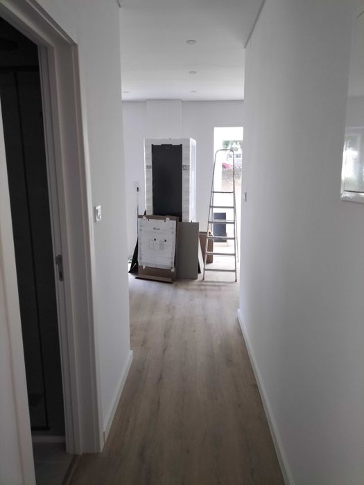 Apartamento T2 Totalmente Remodelado na Damaia de Cima - Amadora