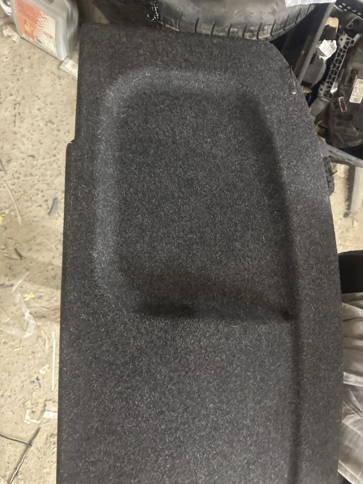 Полка toyota auris 2006-2012рік,64330-02440