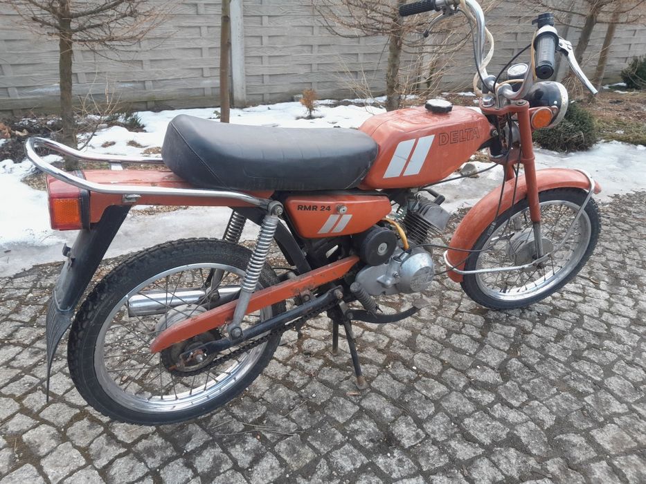 Komar riga delta 680km przebiegu oryginalny lakier motorynka romet 50