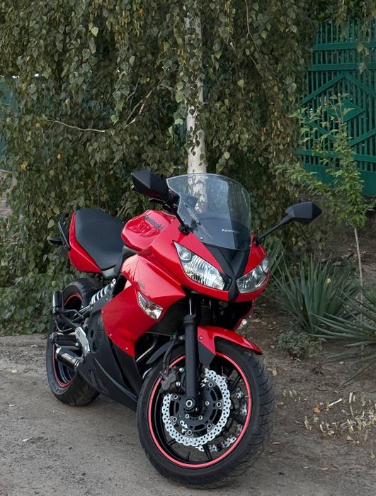 Продам Kawasaki Ninja 400R