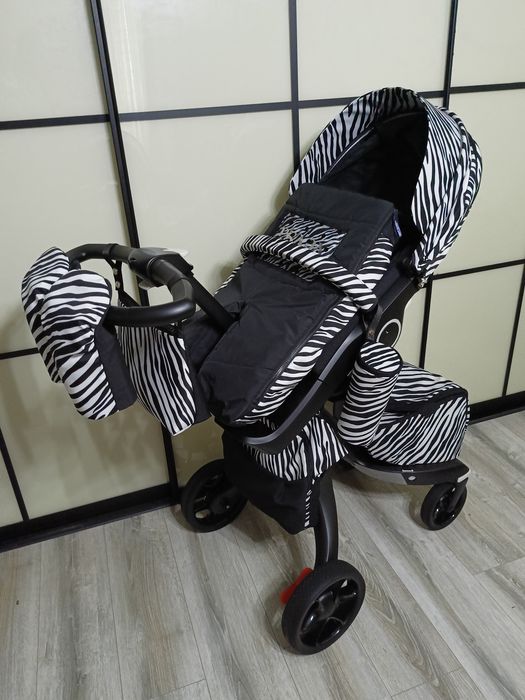 Коляска Stokke Xplory V6 3в1 prada milano zebra. Стан нової