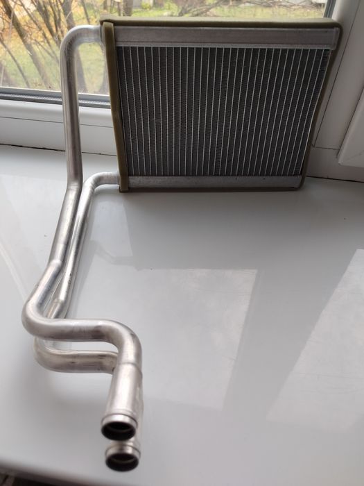 Радіатор пічки Kia Magentis