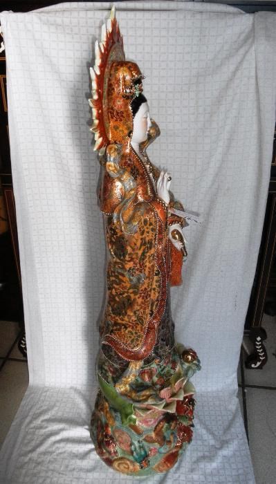 Estátua Divindade Asiática