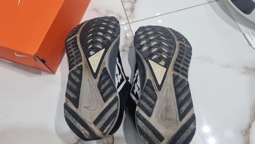 Buty Nike pegasus trial 4. R44.