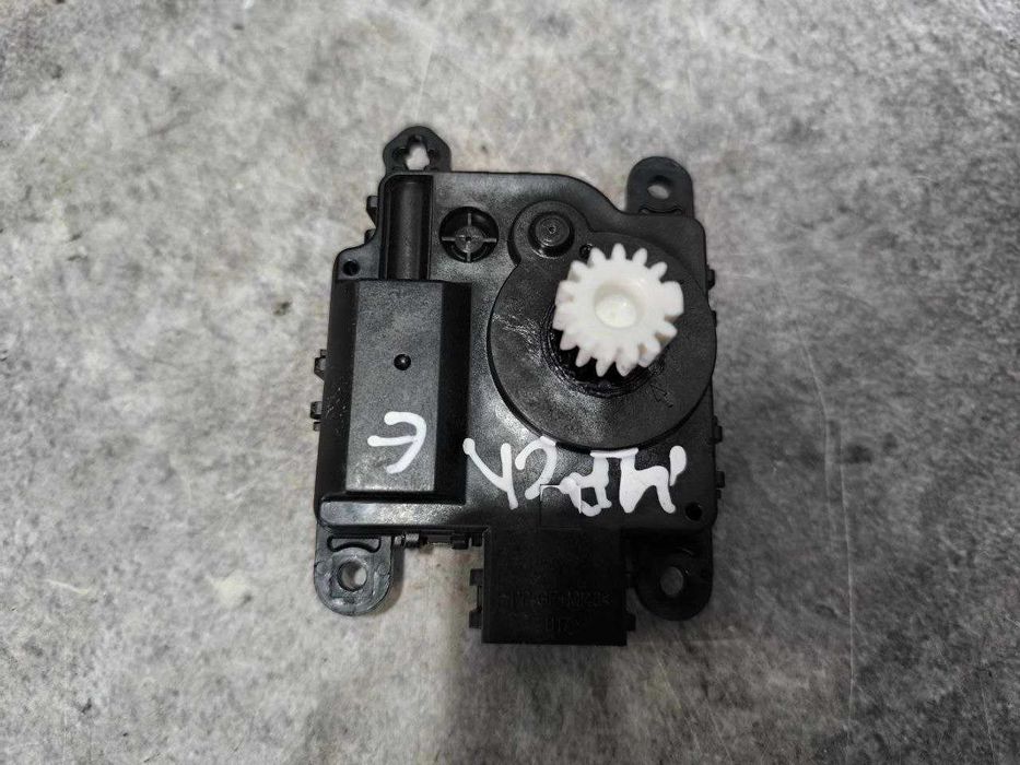 Моторчик сервопривід заслінки пічки Ford Mustang Mach-E AA113800-4870