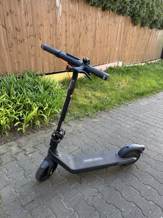 Hulajnoga elektryczna Ninebot E2 Pro w BARDZO dobrym stanie
