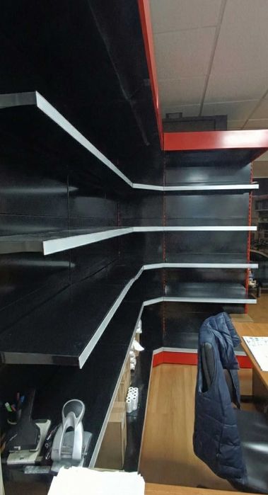 Mobiliário de Loja Completo - Estantes Metálicas e Balcão