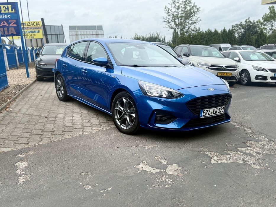Ford Focus Ford Focus St-Line 1.5 Ecoblue 120Km | Automat |