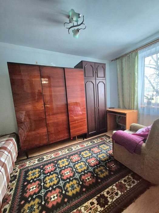 √ Продаж цегляного будинку з гаражем та ділянкою 4.8 сот