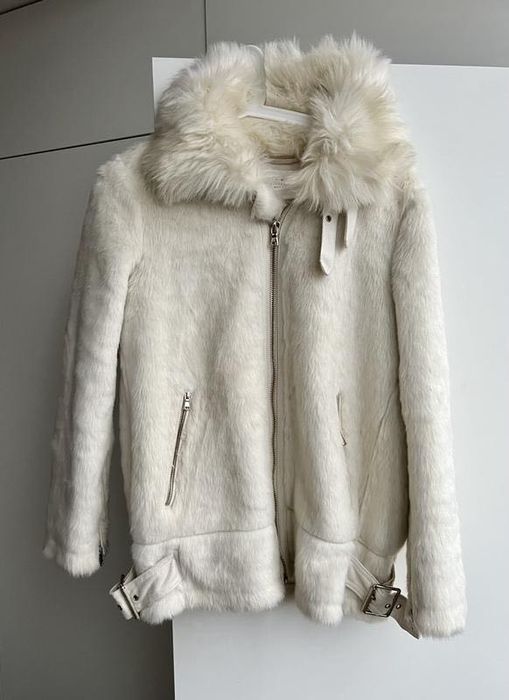 Біла шубка косуха штучне хутро дублянка молочна zara