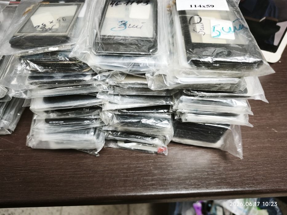 Лот тачскринов для китайских iPhone (резистивные/емкостные) в одни руки около 1000шт