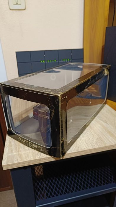 Porsche 924 Carrera GT (1:18) - Autoart